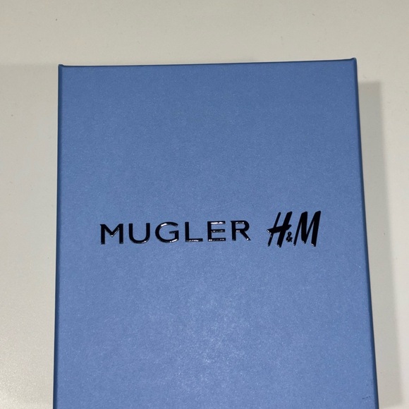 Mugler Silver Teardrop Earrings - Picture 3 of 4